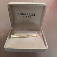 NINA RICCI ネクタイピン ゴールドカラー ケース付きのサムネイル