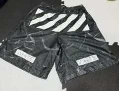 off-white ハーフパンツのサムネイル