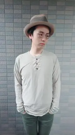 edition　カットソー　グレーベージュ　春夏のサムネイル