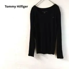 Tommy Hilfige　長袖Tシャツ　黒 　Vネック　ロゴ刺繍　シンプル