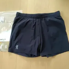 on オン 5"Core Shorts5コアショーツ【ブラック／L】