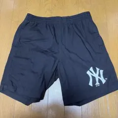 Majestic ニューヨークヤンキース ショートパンツ ブラック XS