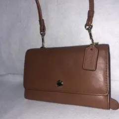 COACH コーチ レザー ショルダーウォレット ブラウン 人気アイテム
