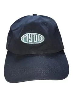 黒の刺繍ロゴ ベースボールキャップ