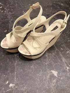 LOUIS VUITTON サンダル②