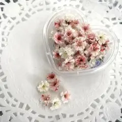 851可憐な♡レジンヘアゴム ハート 薄ピンクブーケ マトリカリア
