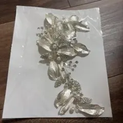 ウェディング ヘッドドレス 銀色 花