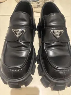 PRADA モノリス ローファー ブラックのサムネイル