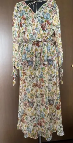 花柄五分袖ワンピース