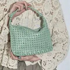 THE YOn イントレチャート ショルダーバッグ　2WAY セージグリーン