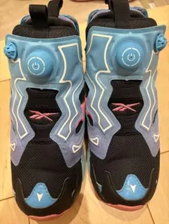 リーボック インスタポンプフューリー スニーカー