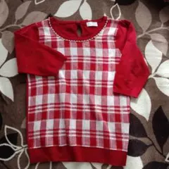 赤いチェック柄半袖ニット