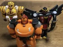 Robosen クレヨンしんちゃん ミニロボット フィギュア 車ver. 新品 Robosen クレヨンしんちゃん ミニロボット フィギュア 車ver. 新品