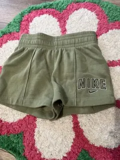 NIKE 半ズボンXS オリーブグリーン