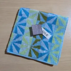 CELINE シルク　タオルハンカチ