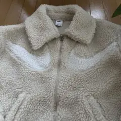 Nike ボアジャケット クリーム