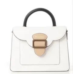 Samantha Vegaハンドバッグ 大 ホワイト チャーム付き