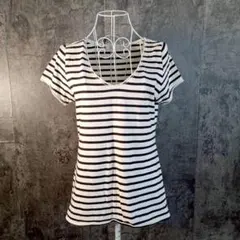 ✨AZUL✨アズール♡Tシャツ♡半袖♡カジュアルウェア♡ボーダー柄♡白・黒(M)