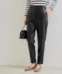 ロペピクニックrope picnicブラック 合成皮革 ふぇくレザー パンツ