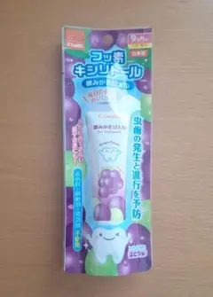 コンビ 歯みがきジェル グレープ 30g