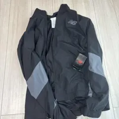 New Balance ウィンドブレーカー ブラック Lサイズ