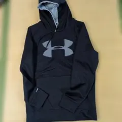 Under Armour ブラック フード付きパーカー P/SM/P