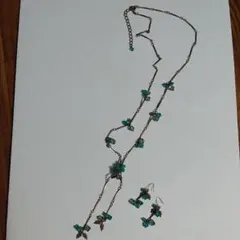 ネックレス、ピアスセット