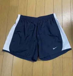 Item thumbnail for item 7ad56f3a-46a5-4bf4-a2cb-3488870dc0e7