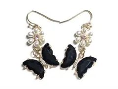 ハンドメイド 蝶の形 ピアス