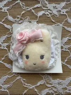 シークレットヘアクリップ　ホワイトフリル　マロンクリーム