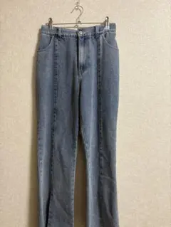 レディース スリムフレアジーンズ