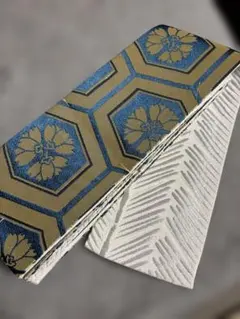 Item thumbnail for item 4391d7aa-384e-435c-b404-b0ca7f334acf