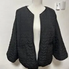 キルティングジャケット　ブラック　黒　リバーシブル