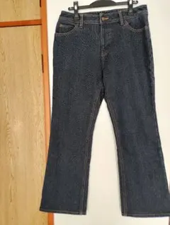 Item thumbnail for item e32dc29d-be40-4df6-b9f5-db71f9525d95