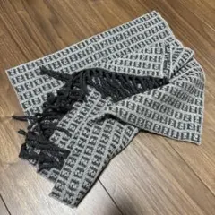 Mimi様✨FENDI フェンディ マフラー ロゴ イタリア製 ブラウン 美品