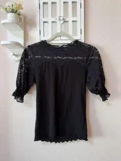 w closet 黒　ブラウス