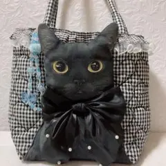 ビッグ黒猫ちゃんトートバッグ　コヤンイサムチョン　韓国ハート柄キルティングバッグ