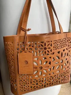 gerton カットアウトデザイン トートバッグ