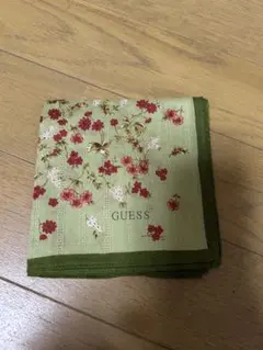 GUESS 花柄ハンカチ
