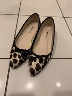 【ダイアナ】レオパード柄フラットシューズ