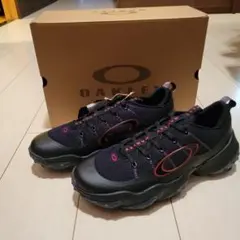 OAKLEY エッジフレックス　ブラックスニーカー　28cmのサムネイル