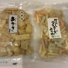 チーズ揚げ煎餅 / チェダーチーズ揚げ餅 おかき 煎餅 米菓
