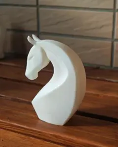 馬　シンプルオブジェ