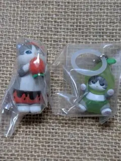 モフサンドめじるしアクセサリー３　いちごチョコにゃんマスコット　２点まとめ売り
