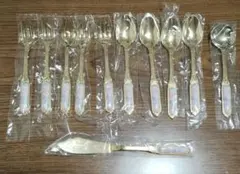 値下げ！昭和レトロ　花柄　金色　スプーン　フォーク　バターナイフ　カトラリーのサムネイル