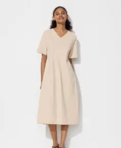 新品未使用　Mサイズ　ウルトラストレッチエアリズムワンピース　30natural