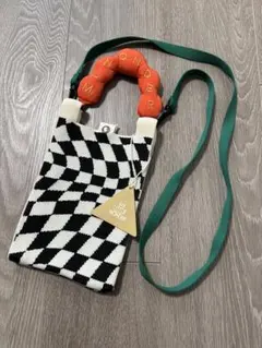 Item thumbnail for item ad80538a-a232-4e38-88be-dbe193d6aed7