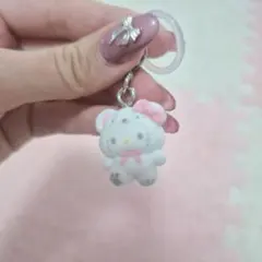 サンリオ ガチャ めじるしアクセサリー ふわふわスノー ハローキティ