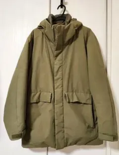UNIQLO ハイブリッドダウンパーカ Sサイズ オリーブ