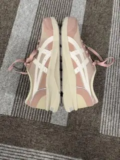 ASICS アシックス スニーカー ピンクベージュ レディース